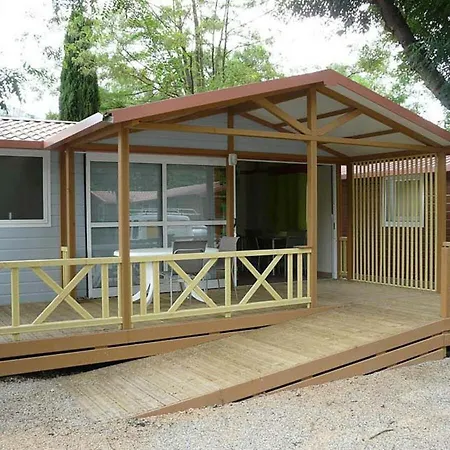 Le Verger De Jastres Campsite *